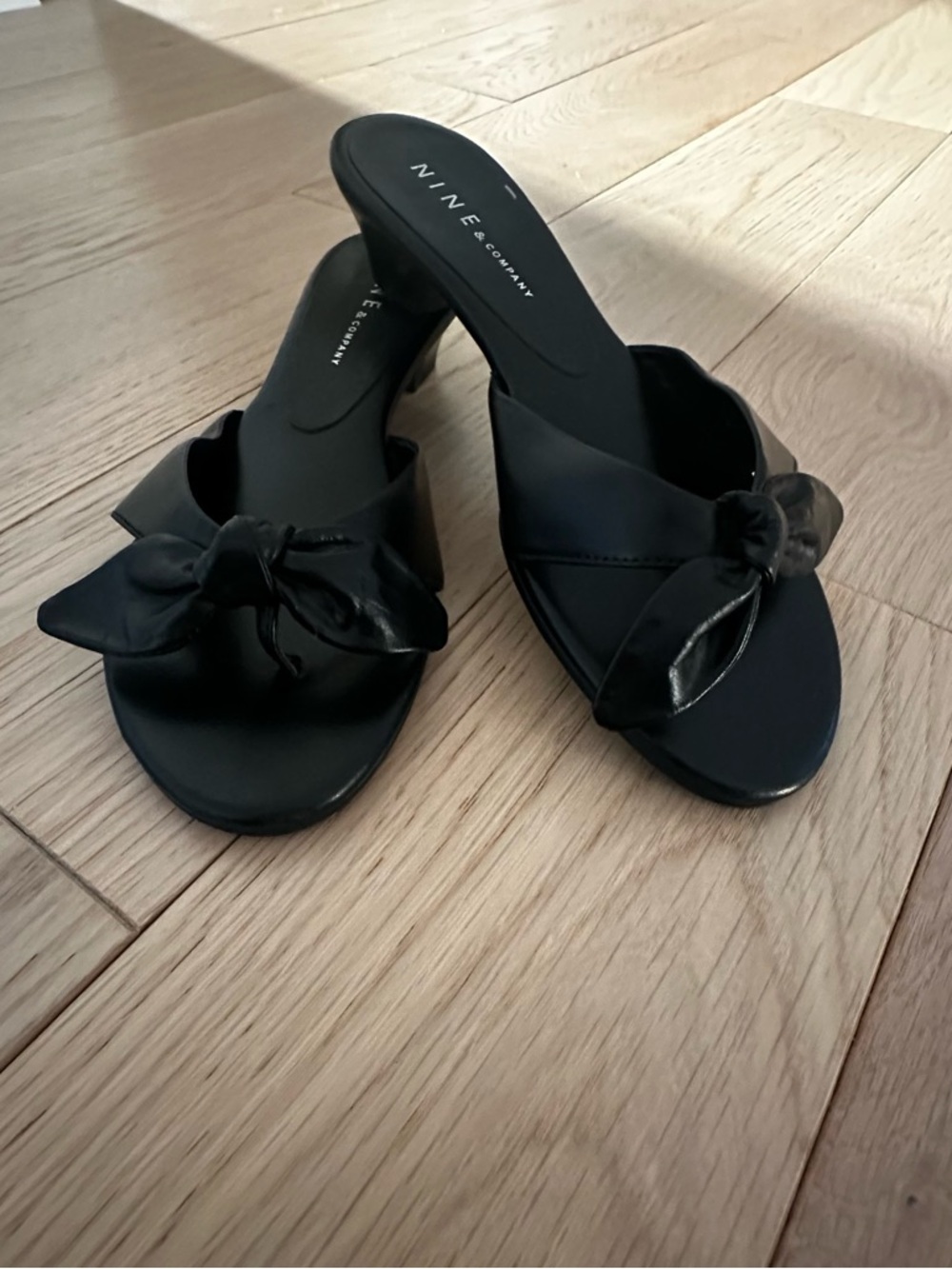 Vintage nine & Co. perfect little black mules sandals never worn size 6 - Picture 7 of 15